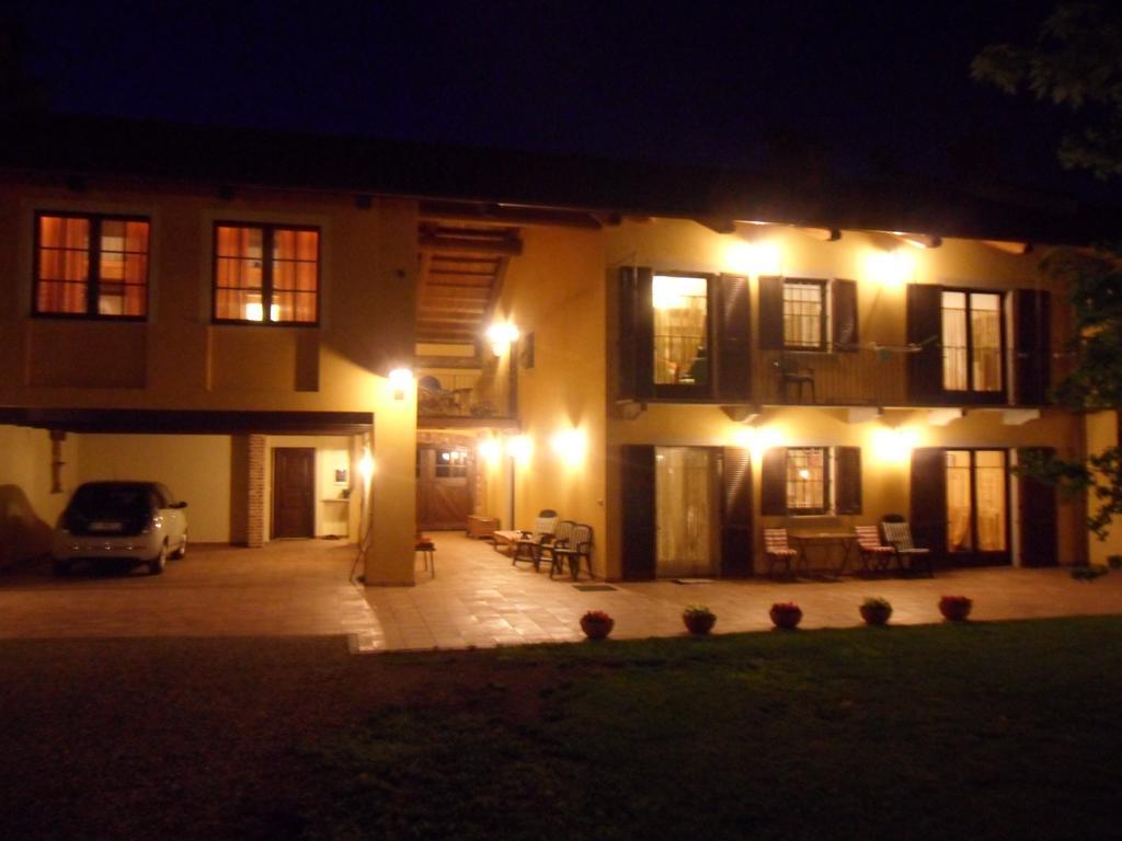 Quattro Gatti Bed & Breakfast Airasca Екстериор снимка