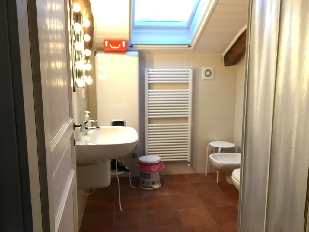 Quattro Gatti Bed & Breakfast Airasca Екстериор снимка