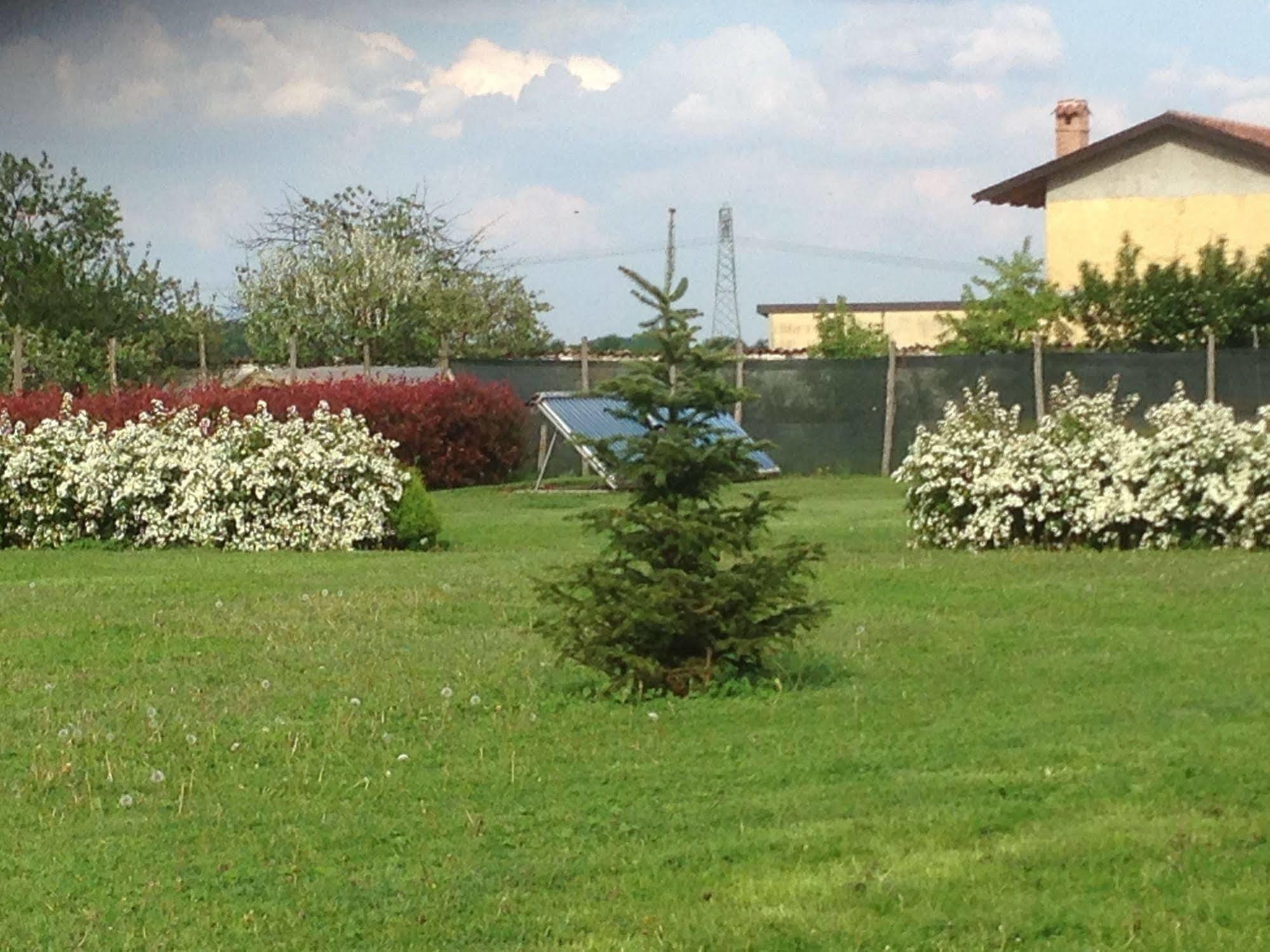 Quattro Gatti Bed & Breakfast Airasca Екстериор снимка